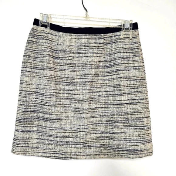 Ann Taylor Mini  Skirt Women's Size 2P - Picture 8 of 12